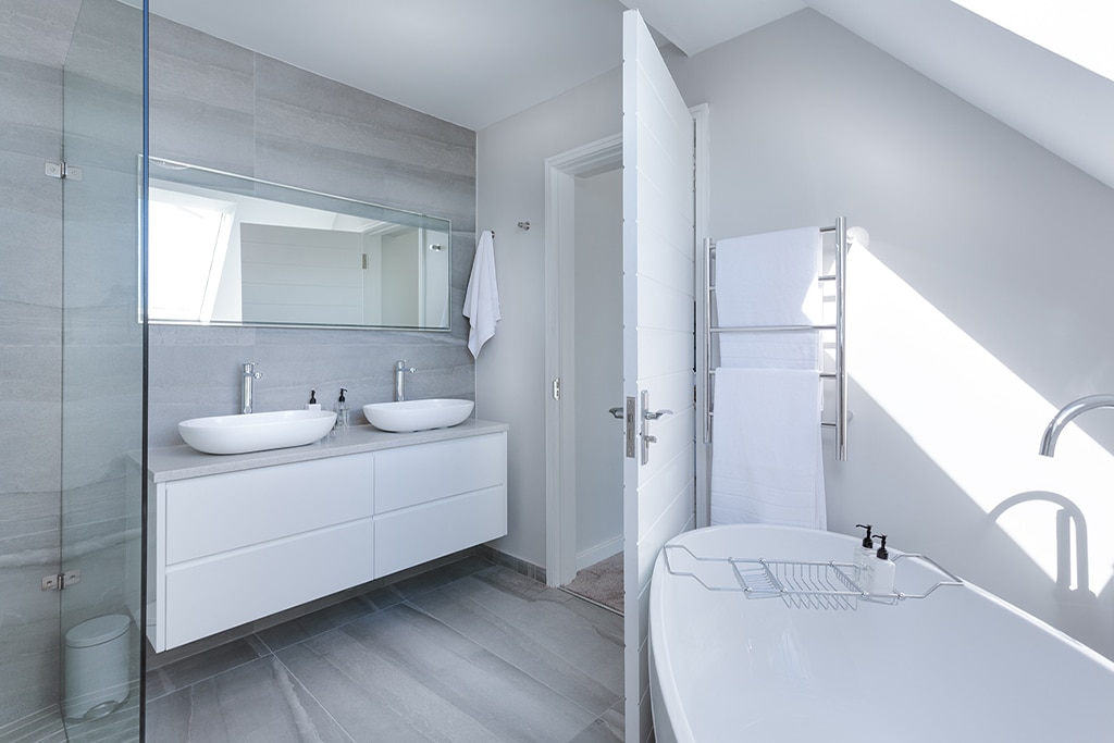 bathroom home cleaners express maid service